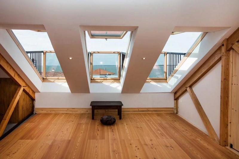 Maison - 268 m² - 12 pièces