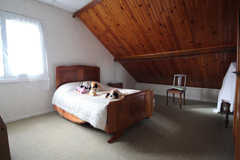 Maison - 92 m² - 5 pièces