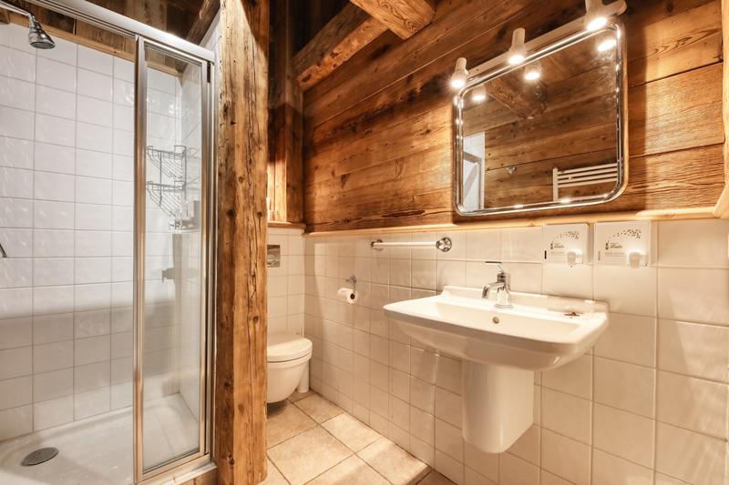 Châlet - 365 m² - 15 pièces