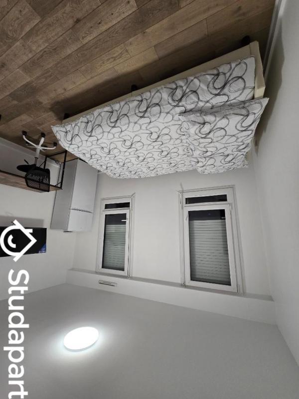 Chambre - 9 m² - 1 pièce