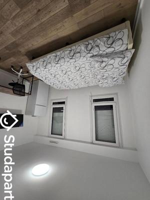 Chambre - 9 m² - 1 pièce