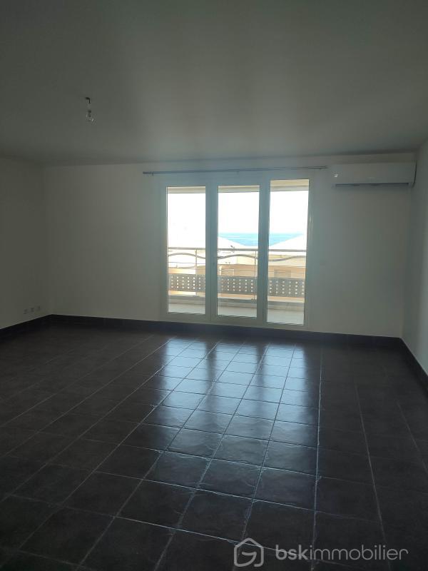 Appartement - 77 m² - 4 pièces