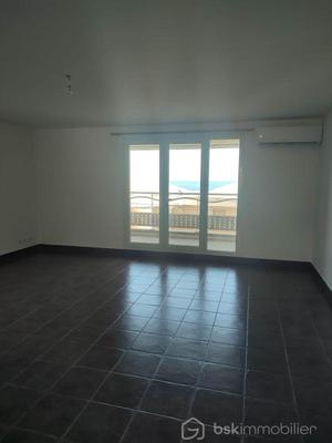 Appartement - 77 m² - 4 pièces