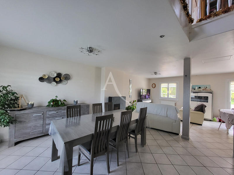 Maison - 124 m² - 7 pièces