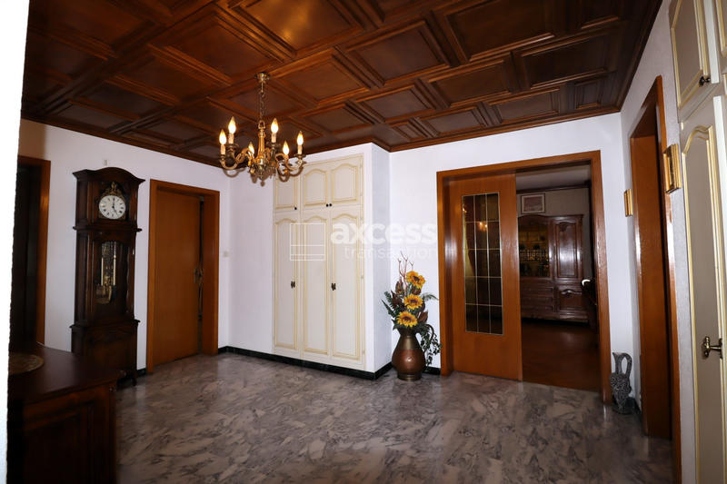 Maison - 184 m² - 6 pièces