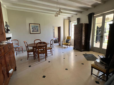 Maison - 200 m² - 10 pièces