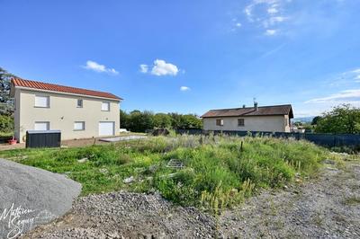 Terrain constructible - 320 m²