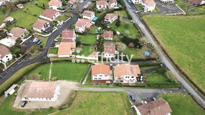 Maison - 127 m² - 4 pièces