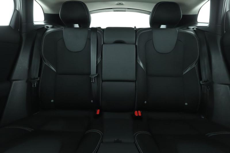 Volvo V40 1.5 T2 Momentum Business Geartronic 6 122 ch