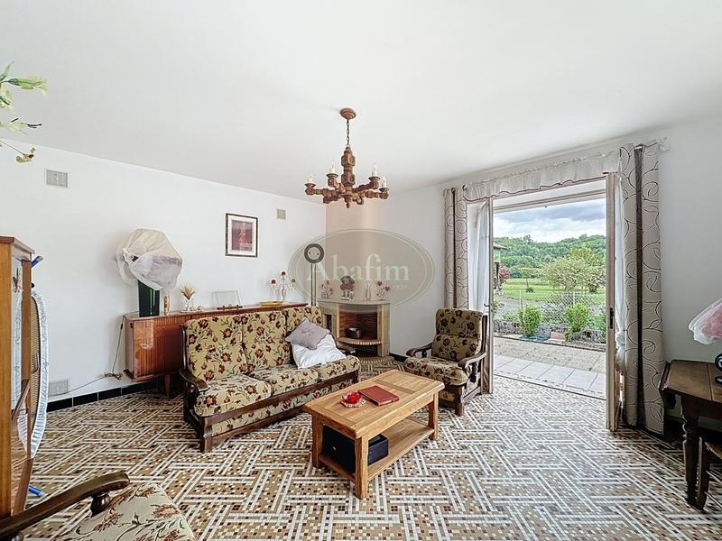 Maison - 200 m² - 9 pièces