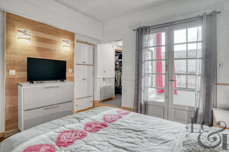 Maison - 99 m² - 5 pièces