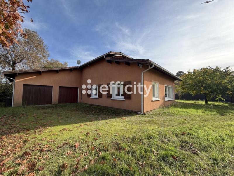 Maison - 180 m² - 8 pièces