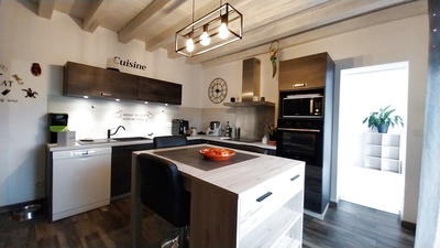 Maison - 150 m² - 7 pièces