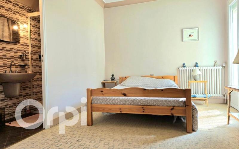 Propriété - 561 m² - 11 pièces