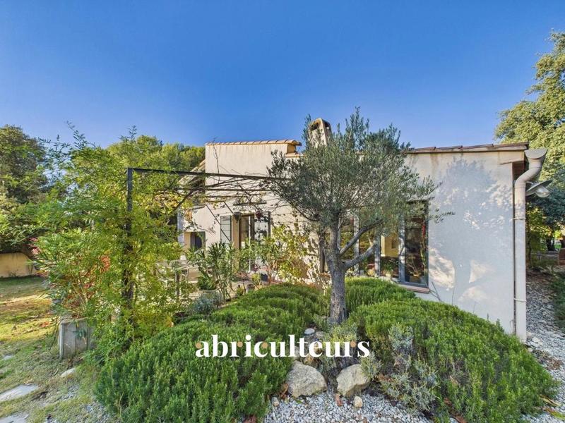 Maison ancienne - 252 m² - 8 pièces