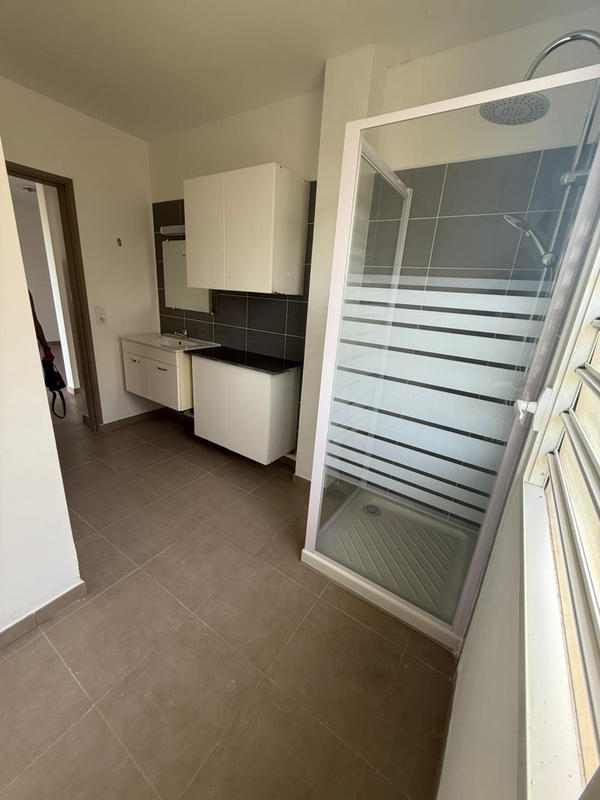 Appartement - 92 m² - 3 pièces