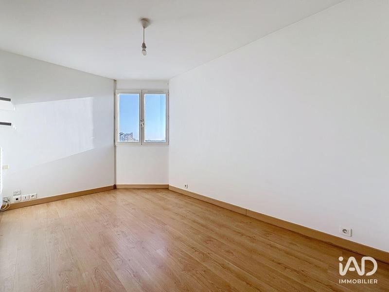 Appartement - 95 m² - 5 pièces