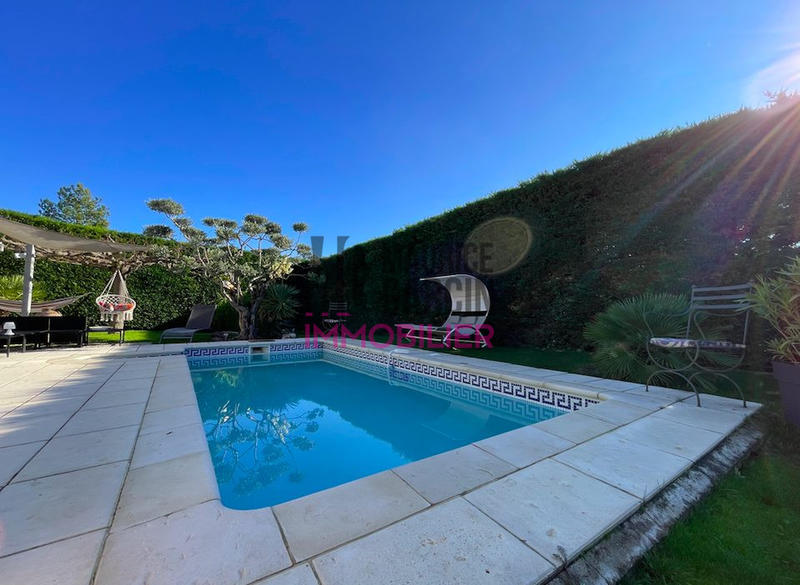 Maison - 134 m² - 6 pièces