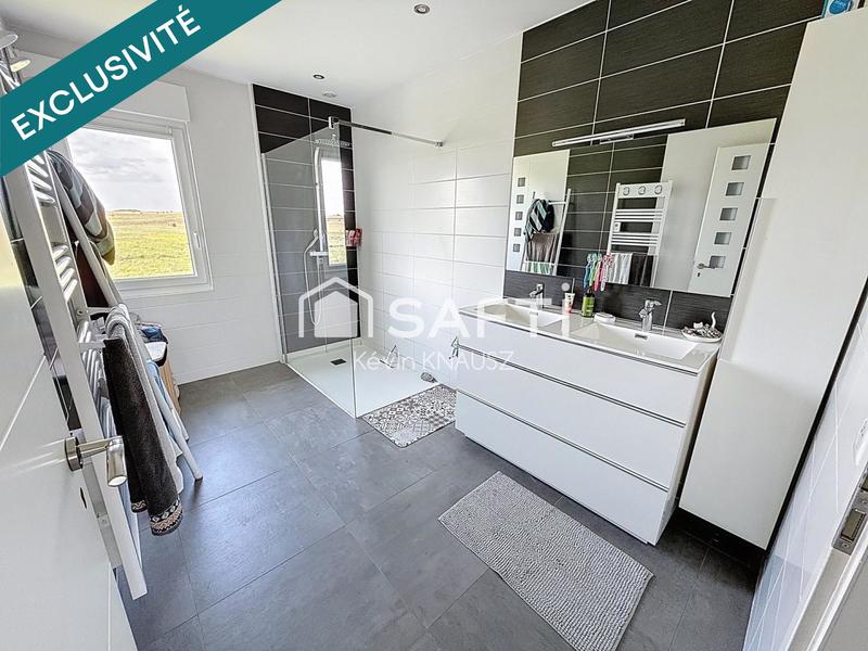 Maison - 175 m² - 8 pièces