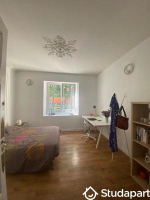 Chambre - 11 m² - 1 pièce