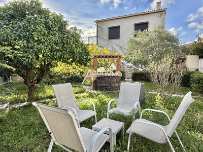 Maison - 210 m² - 9 pièces