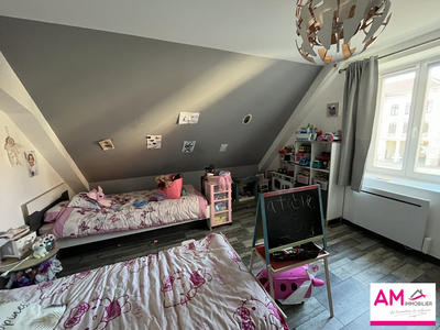 Appartement - 86 m² - 4 pièces