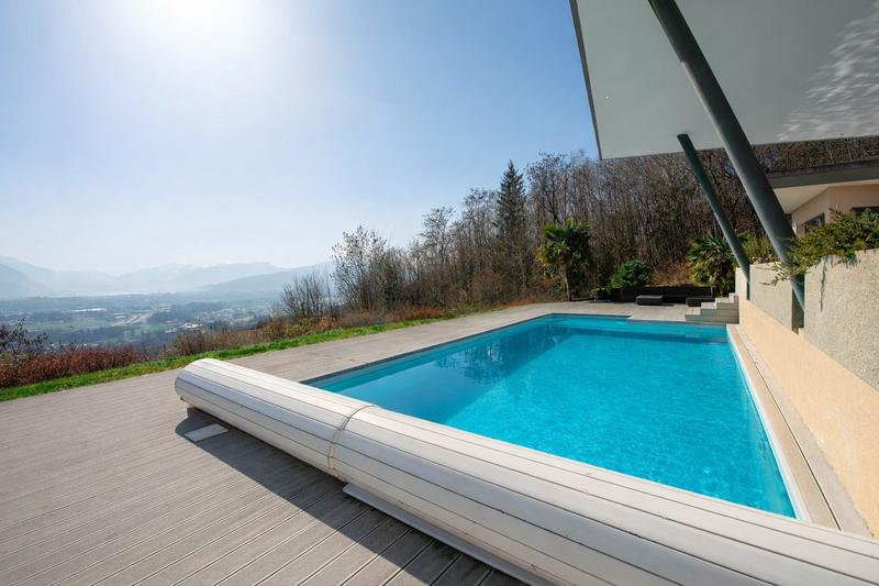 Villa - 220 m² - 6 pièces