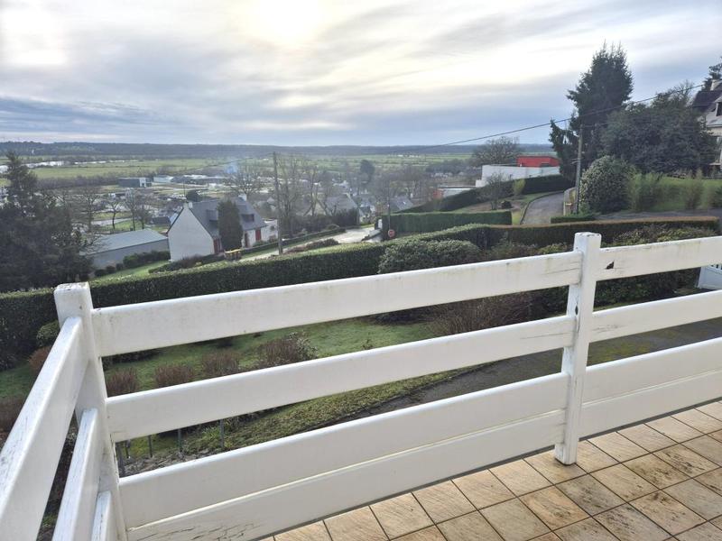 Maison - 122 m² - 4 pièces