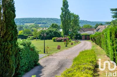 Maison - 280 m² - 7 pièces