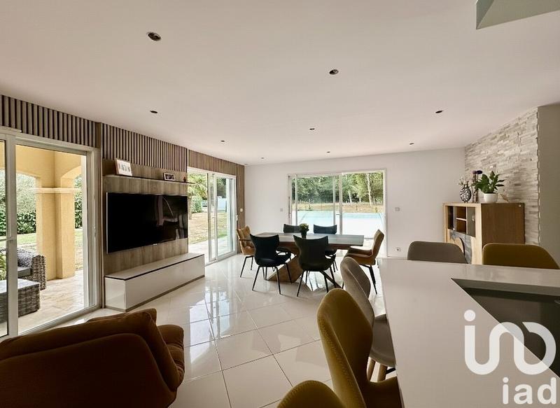 Maison - 162 m² - 6 pièces