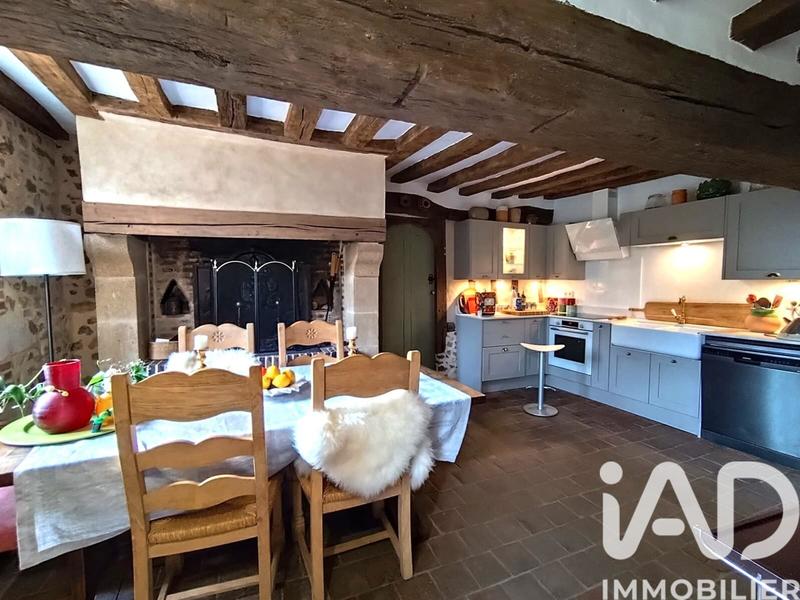 Maison - 180 m² - 6 pièces