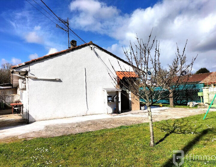 Maison - 80 m² - 4 pièces