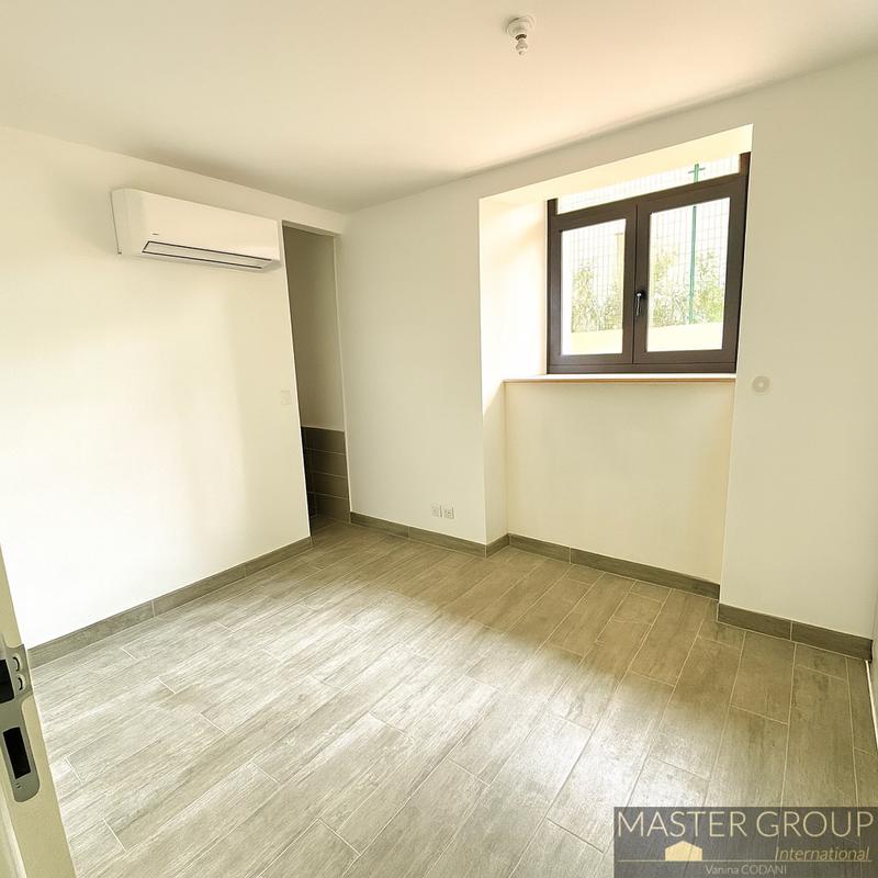 Appartement - 120 m² - 4 pièces