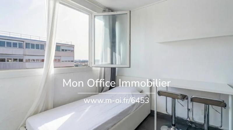 Studio - 24 m² - 1 pièce