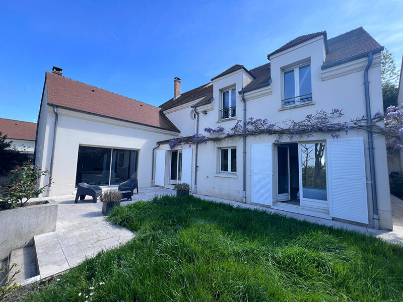 Maison - 184 m² - 6 pièces