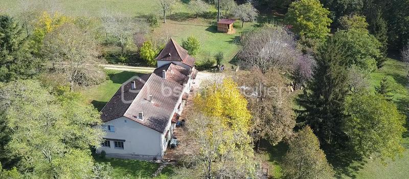 Maison de domaine équestre - 323 m² - 8 pièces