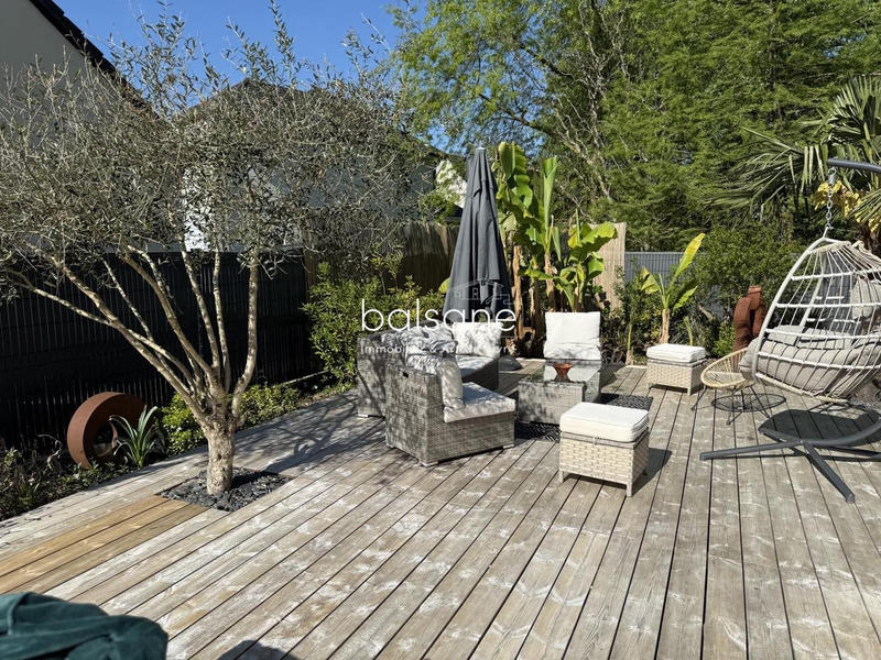 Maison contemporaine - 123 m² - 7 pièces