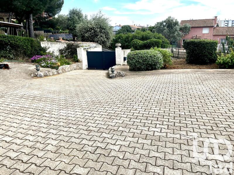 Maison - 165 m² - 5 pièces