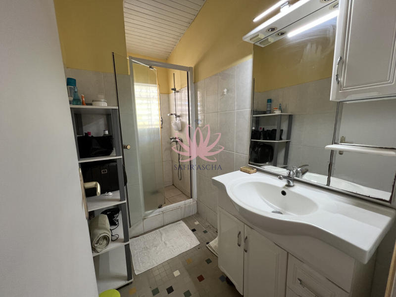 Maison - 187 m² - 4 pièces