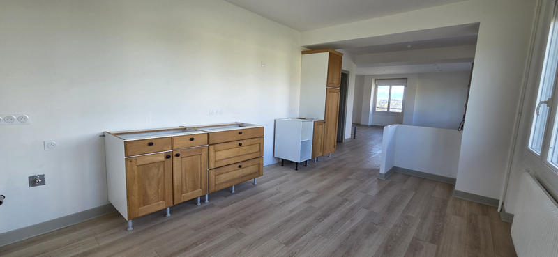 Appartement - 150 m² - 6 pièces