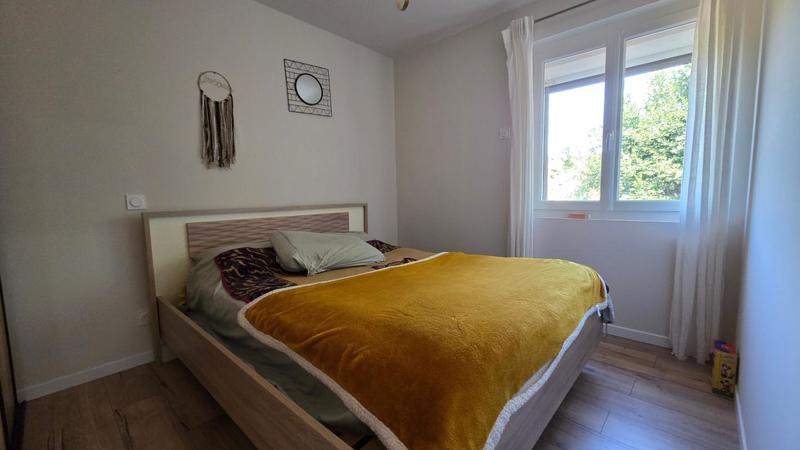 Maison - 98 m² - 4 pièces