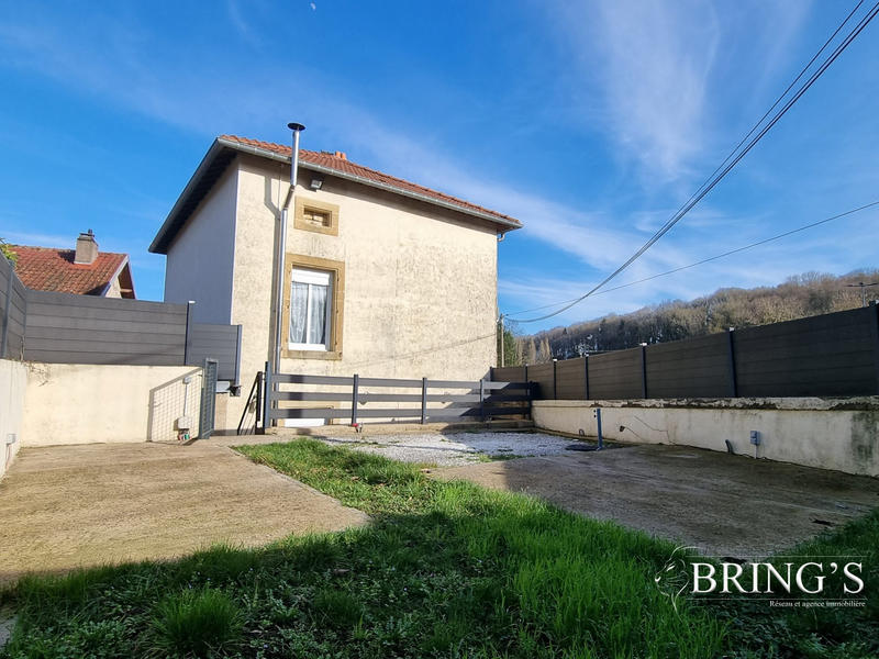 Maison - 136 m² - 6 pièces