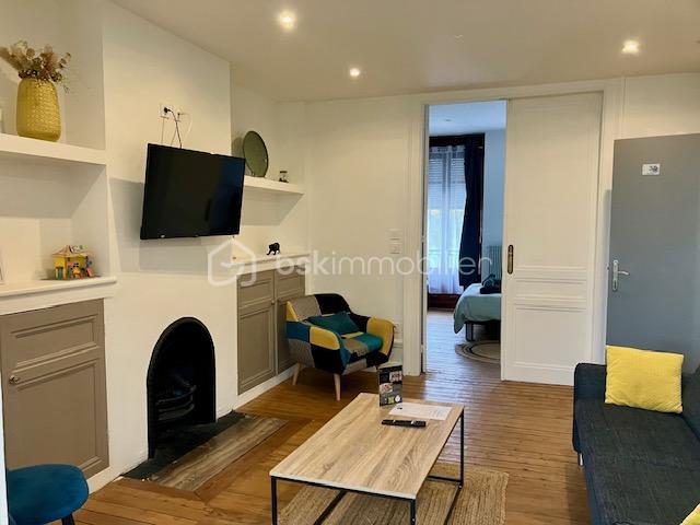 Immeuble - 200 m² - 12 pièces