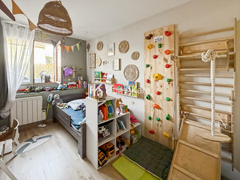 Maison - 92 m² - 4 pièces