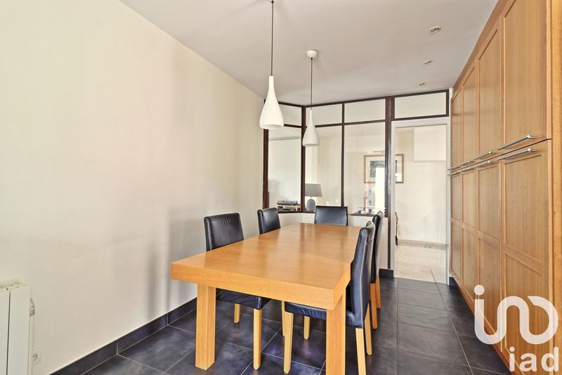 Maison - 188 m² - 8 pièces