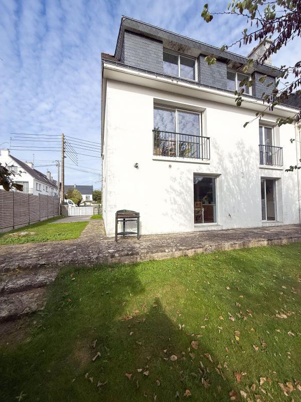 Maison - 184 m² - 8 pièces