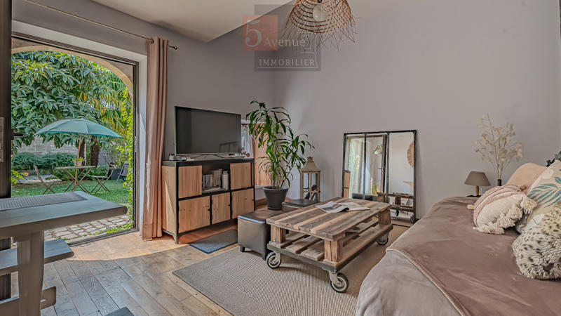 Maison - 550 m² - 15 pièces