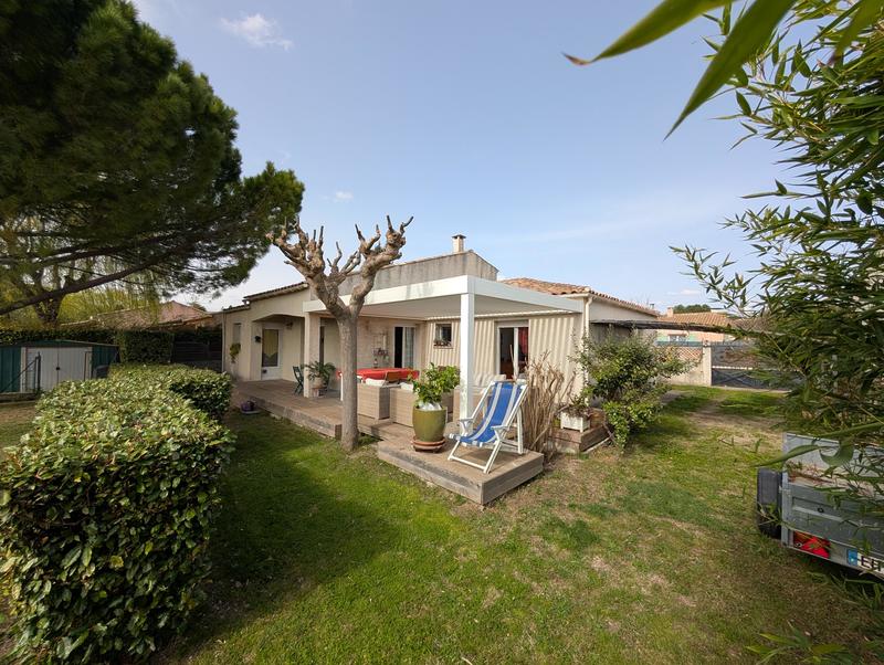 Villa - 100 m² - 5 pièces