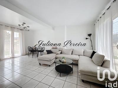 Maison - 97 m² - 5 pièces