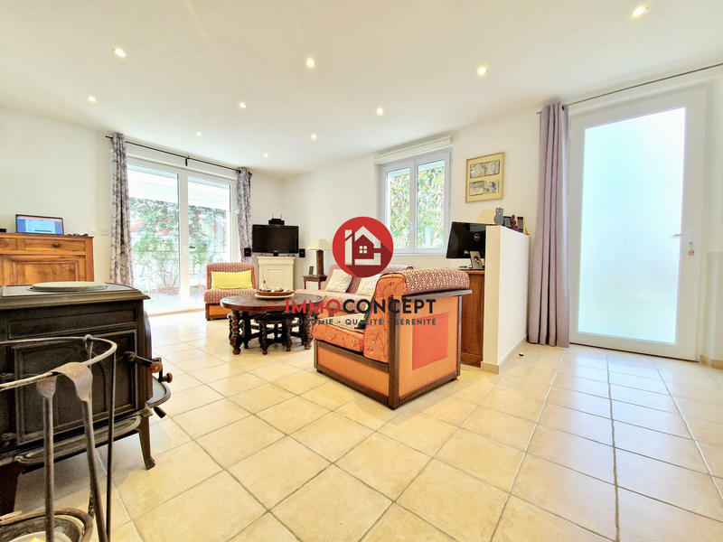 Maison - 114 m² - 6 pièces